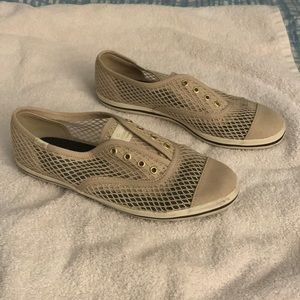 Sold as is Kate Spade Keds